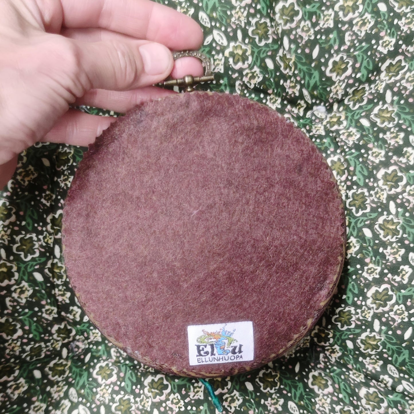 Wool Painting "The Mouse's Gift" from the Mini Marvels: Circular Creations collection